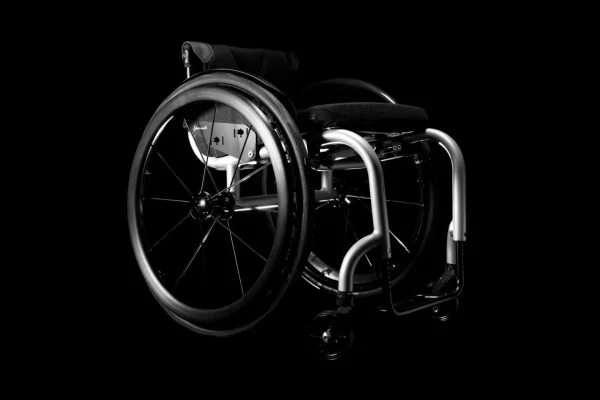 lightweight-wheelchair-speciale-1-1900x1080-crop-1-q90